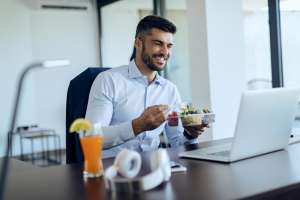 Healthy Snack Options For Corporate Employees to Boost Energy and Focus Healthy Snack Options For Corporate Employees to Boost Energy and Focus